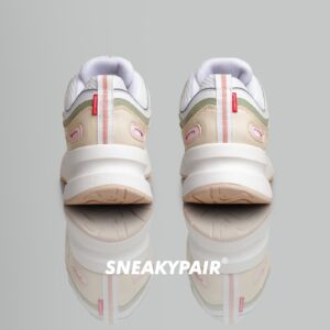 Sneakypair Wind Pink-necked Green Pigeon sneakers wanita - foto galeri 5