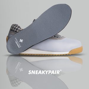 Dash Unchained Neptune Blue sneakers suede woven wanita Sneakypair – galeri 2