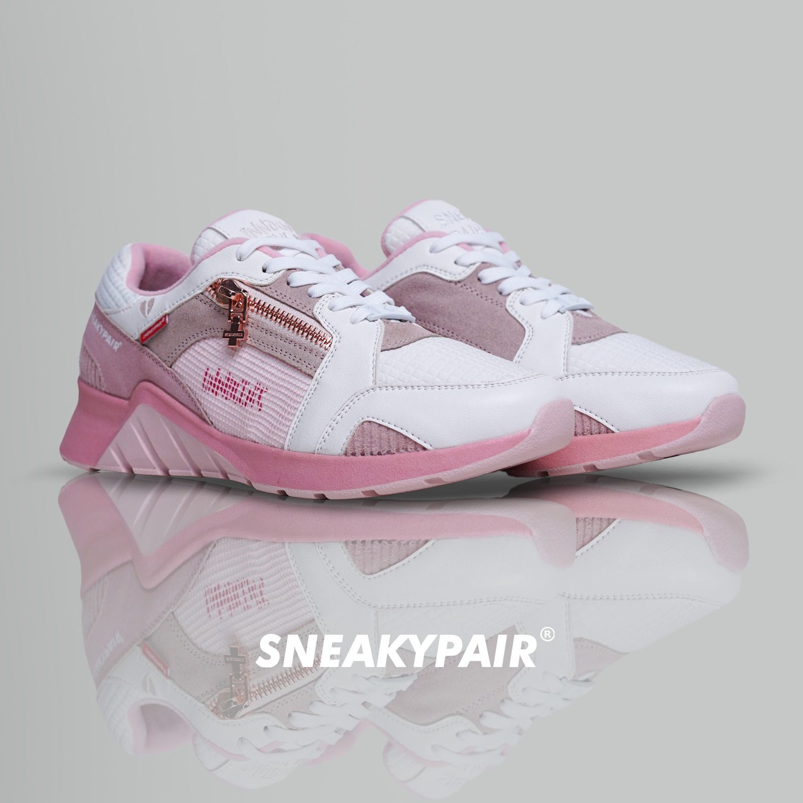 Strada Innocent Love 24 sneakers wanita - galeri 1